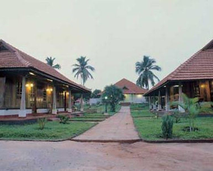 Isola Di Cocco Ayurvedic Beach Resort Poovar Exterior foto